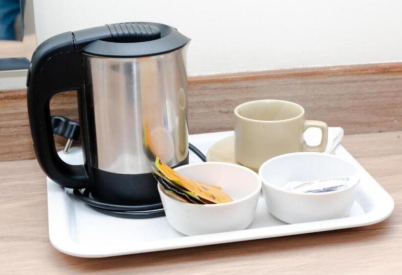 חדר אקונומי יחיד, Stay Inn