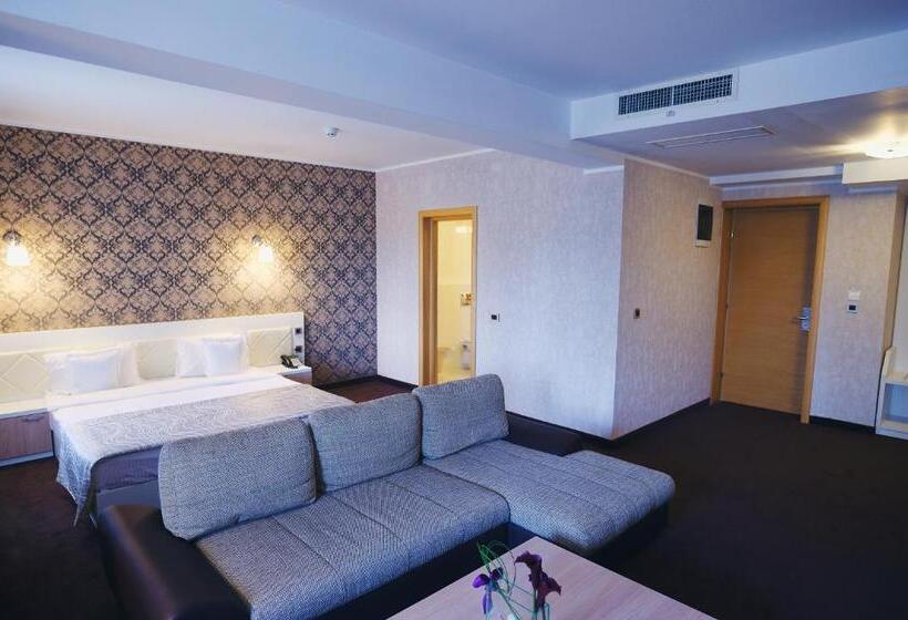 스위트, Black Tulip