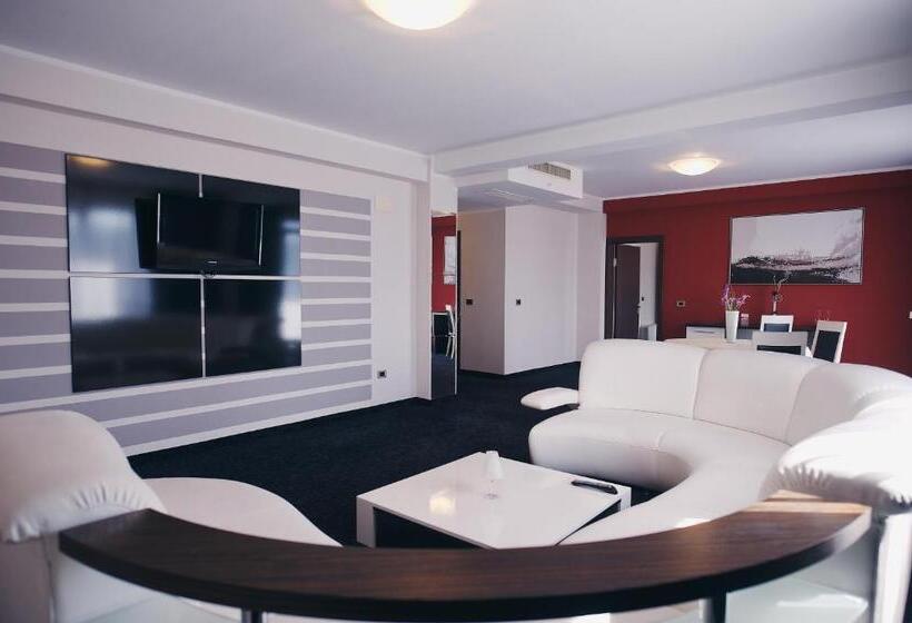 스위트, Black Tulip