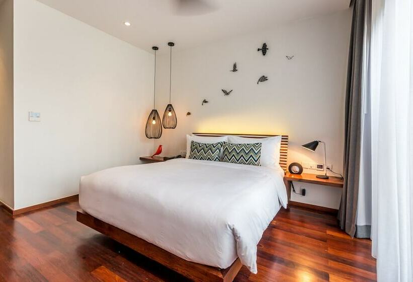 Номер Стандарт, The Aviary