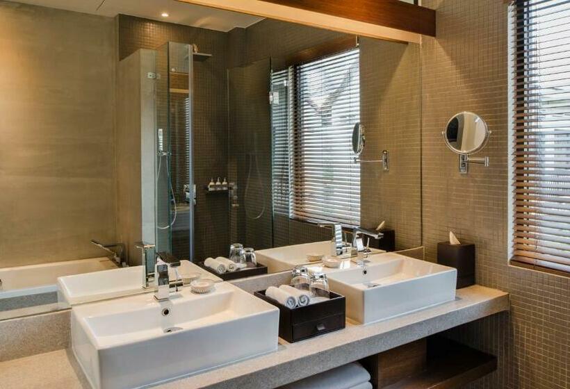 Номер Deluxe, The Aviary