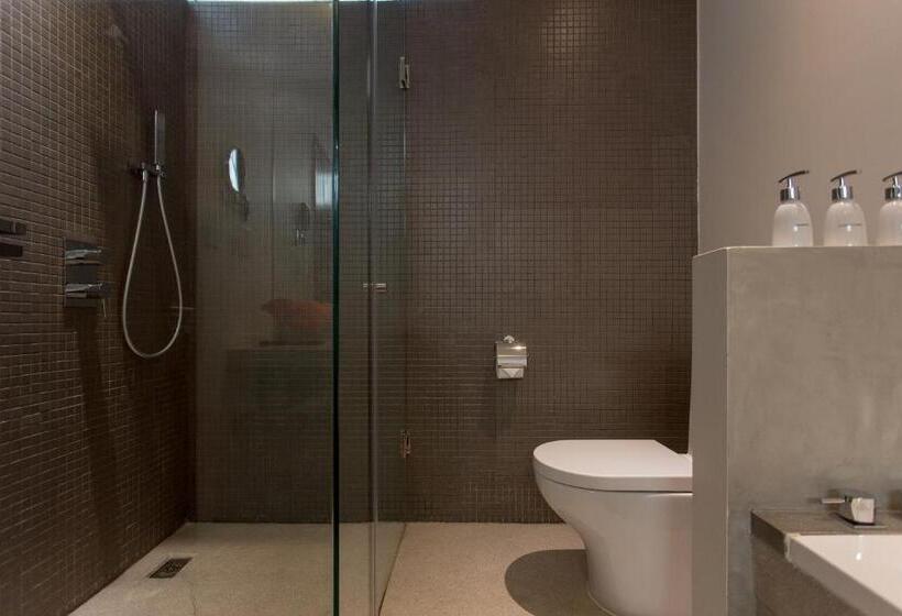 Номер Стандарт, The Aviary