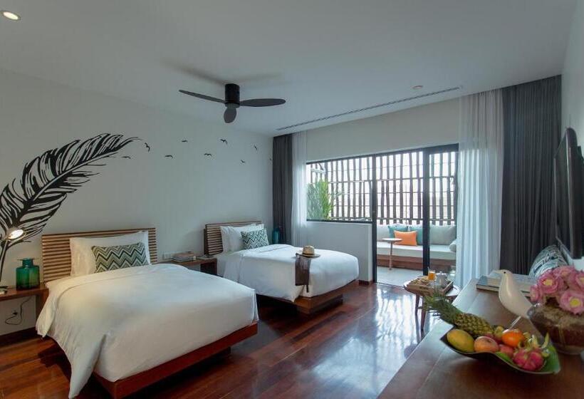 Номер Стандарт, The Aviary