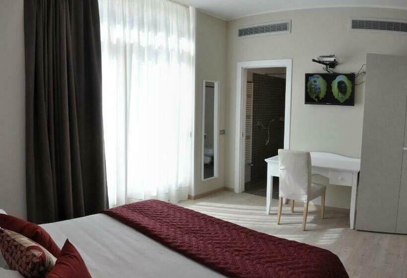 シングルデラックスルーム, Tullio