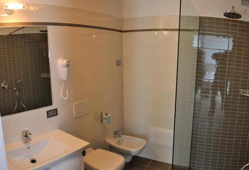 ファミリールーム, Tullio