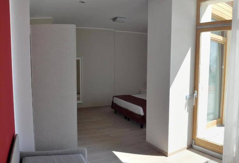 ファミリールーム, Tullio