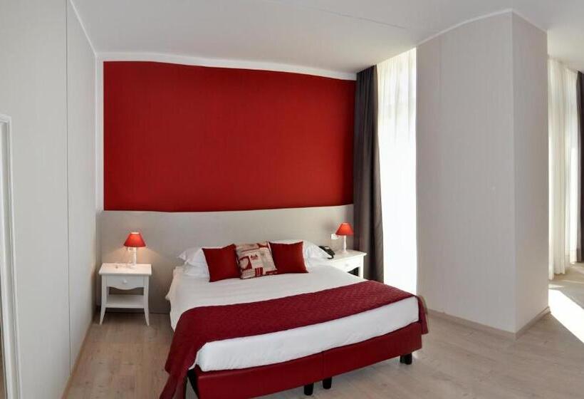 ファミリールーム, Tullio