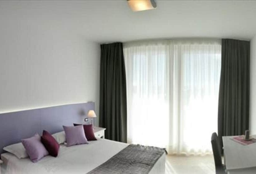 シングルデラックスルーム, Tullio