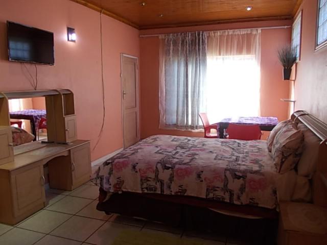 家庭间, All Are Welcome Guest House