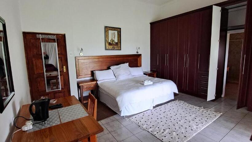 סוויטה, Mountain View Guest House