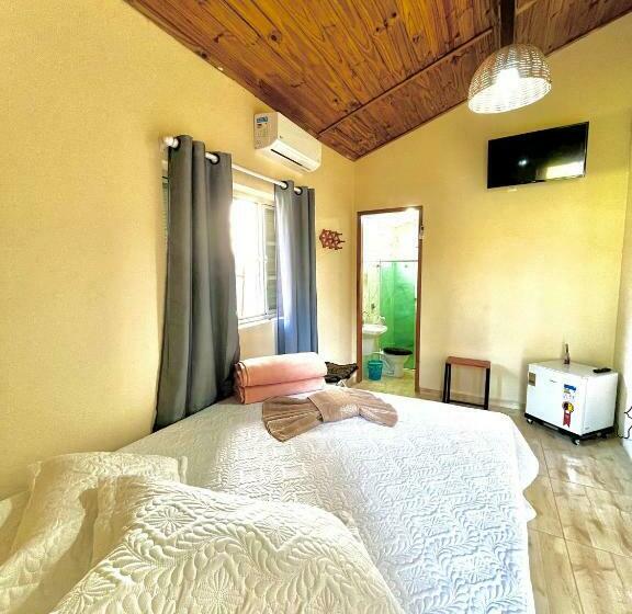 Suíte Superior, Pousada Coqueiros