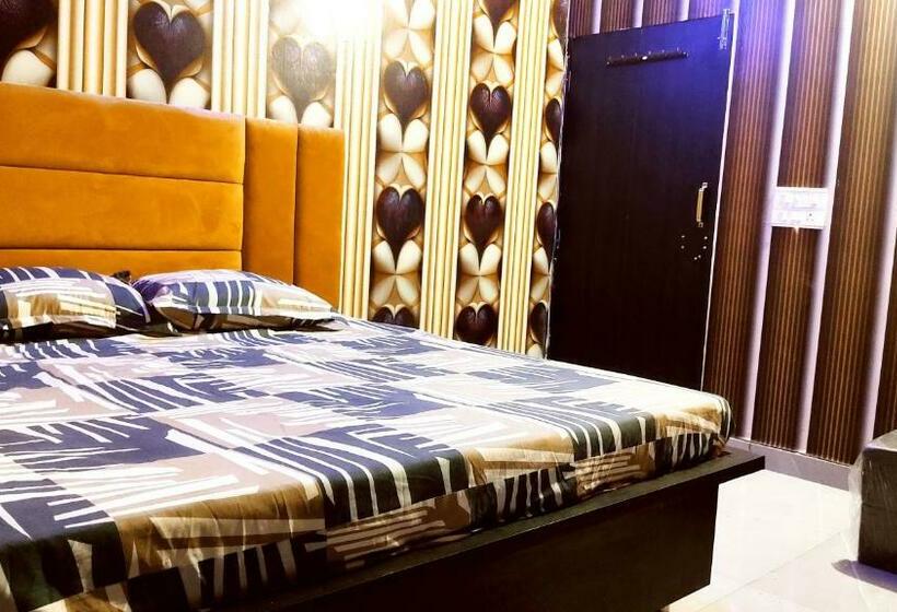 اتاق اکونومی, Paradise Inn    Lpu Law Gate