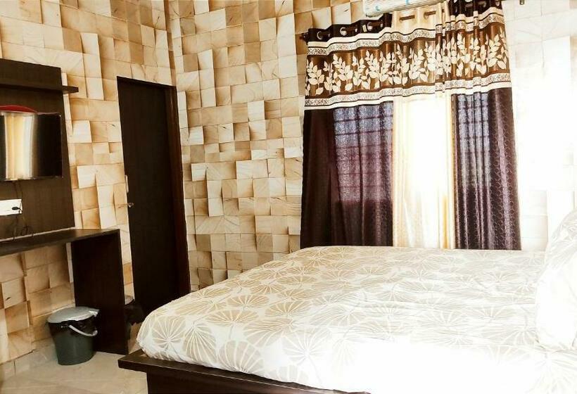 اتاق اکونومی, Paradise Inn    Lpu Law Gate