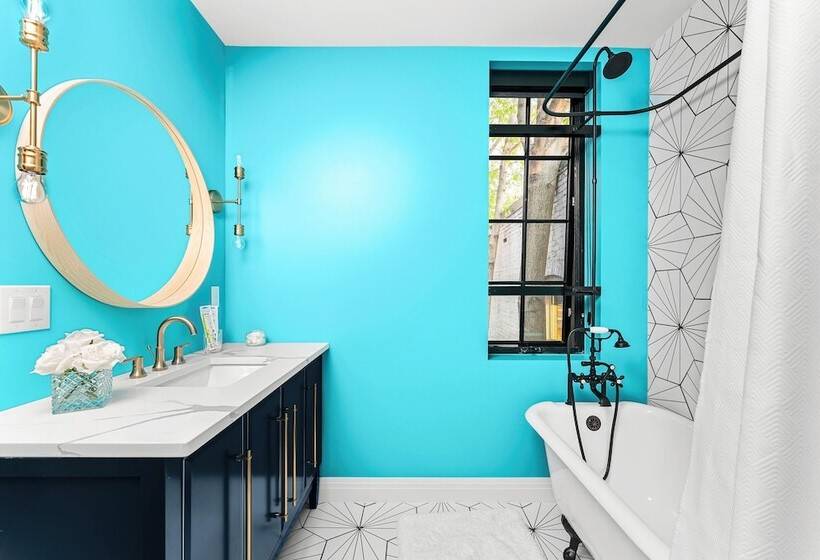 סוויטה, The Acoma House