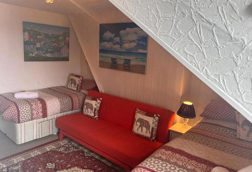 Трехместный Номер Комфорт, The Croft