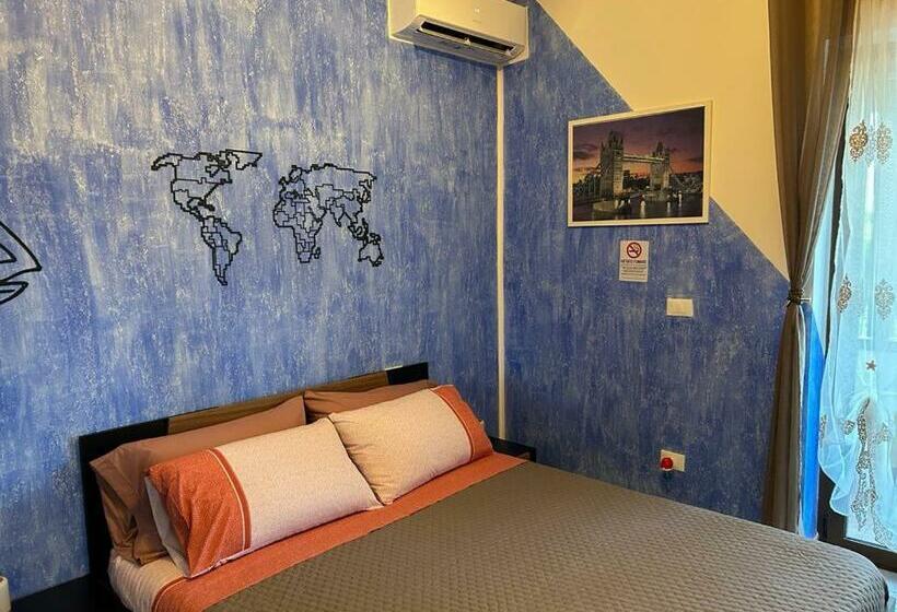 غرفة قياسية مزوَّدة بشُرفة, Triangolo Delle Bermuda B&b