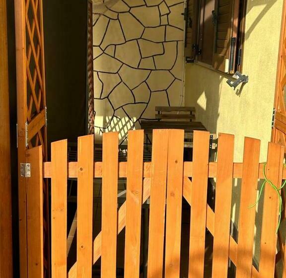 غرفة عائلية, Triangolo Delle Bermuda B&b