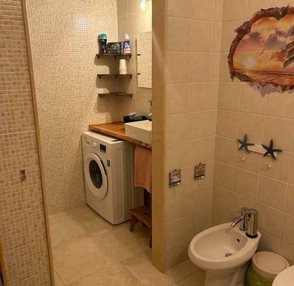 غرفة عائلية, Triangolo Delle Bermuda B&b