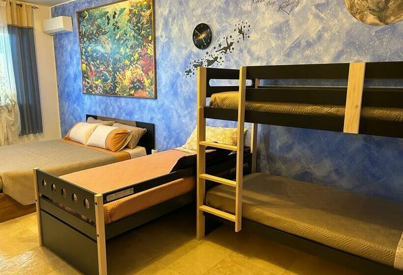 غرفة عائلية, Triangolo Delle Bermuda B&b