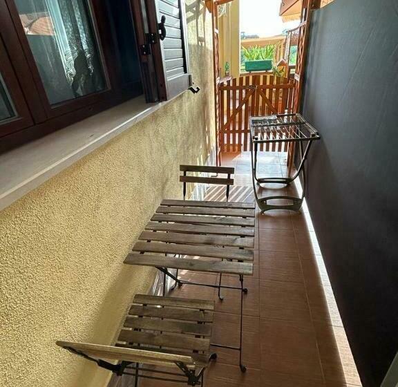 Семейный Номер, Triangolo Delle Bermuda B&b