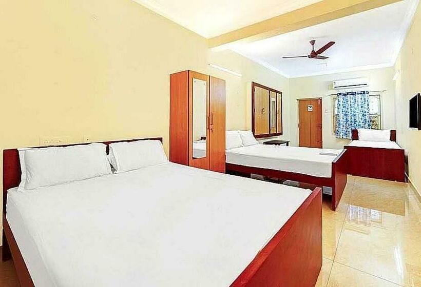 트리플 클래식 룸, Oyo Flagship Chennai Palace