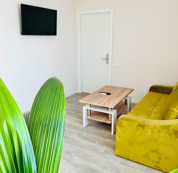 带阳台套房, Kir House On The Beach