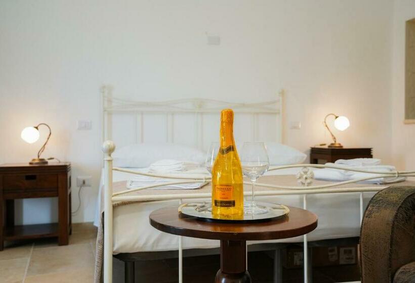 발코니가 있는 스위트, Palazzo Terra D Otranto