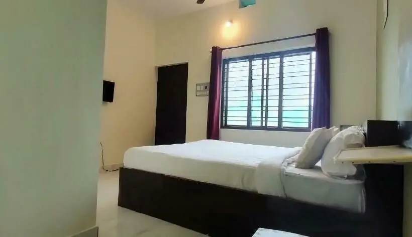 デラックスルーム, Lucky Inn Coorg