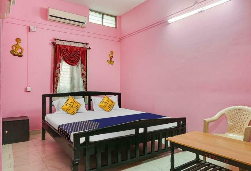 Triple Classic Room, Spot On Shree Renuka Residency Lodge