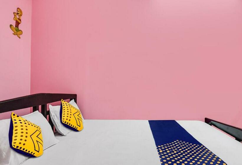 Triple Classic Room, Spot On Shree Renuka Residency Lodge