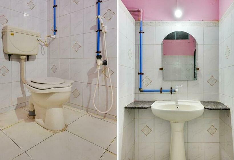 Трехместный Номер Классика, Spot On Shree Renuka Residency Lodge