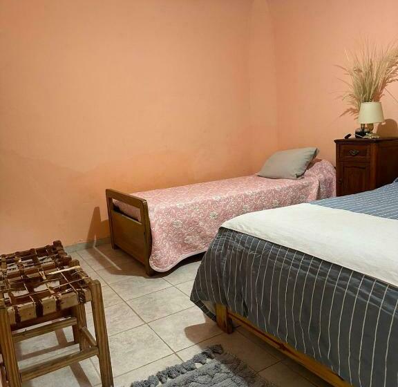 דירת חדר, La Posada De José