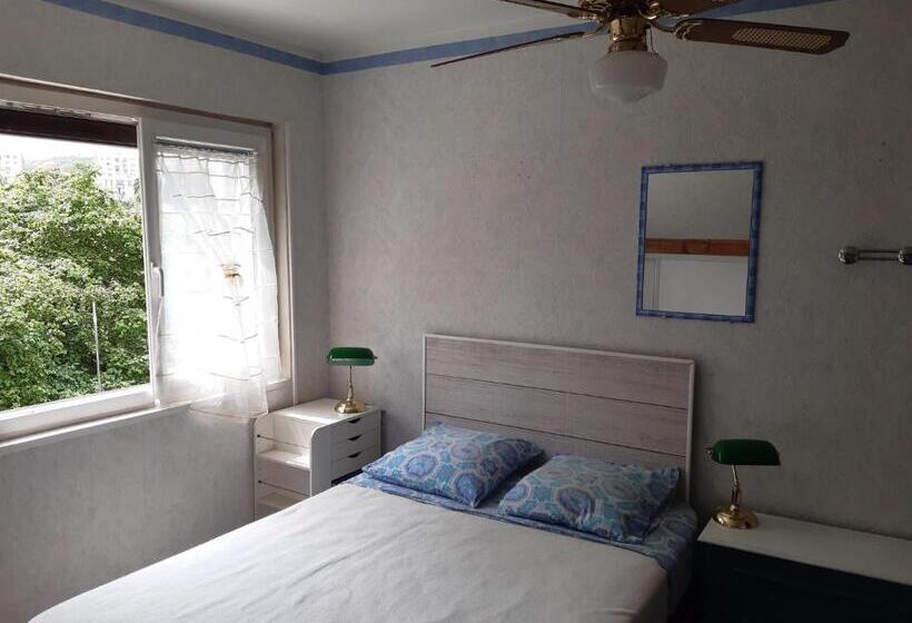 家庭房间共用浴室, Le Petit Chemin