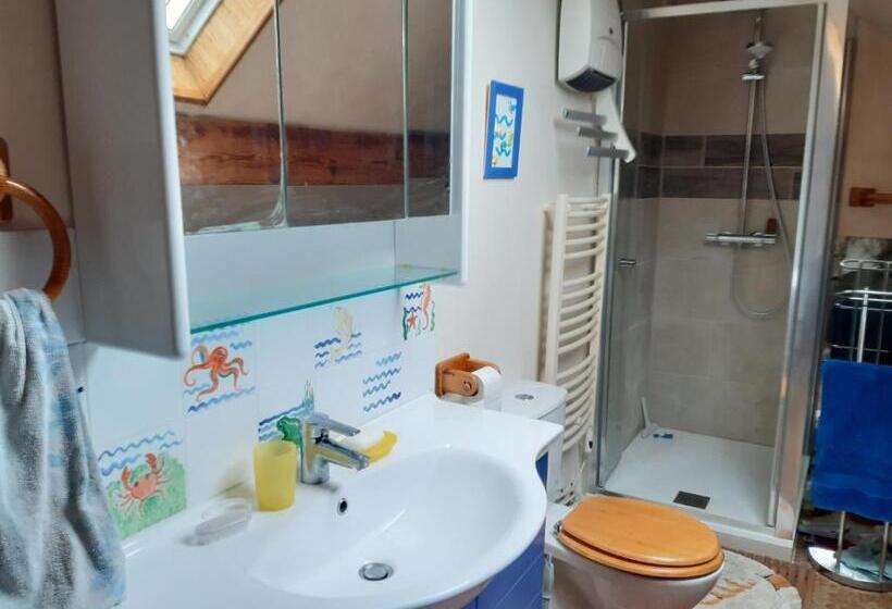 家庭房间共用浴室, Le Petit Chemin