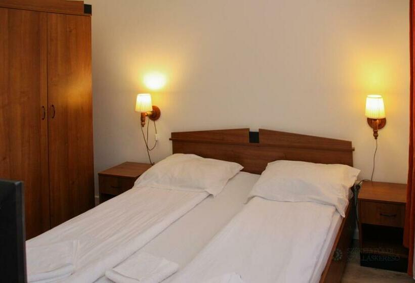 غرفة قياسية, Pensiunea Praid   Parajd Panzió