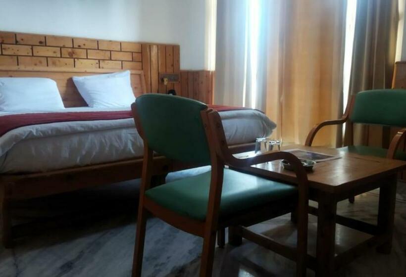 Номер Deluxe с Балконом, Cm Palace Pure Vegetarian