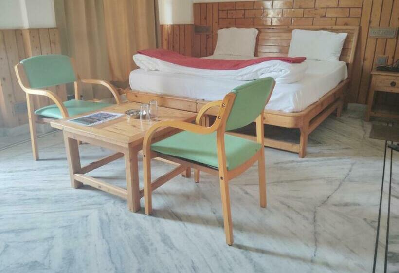 Номер Deluxe с Балконом, Cm Palace Pure Vegetarian