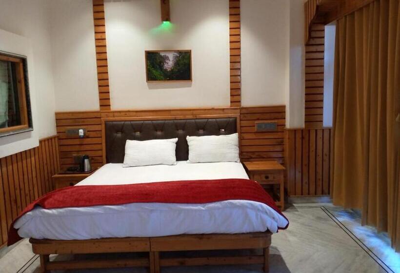 Люкс Superior, Cm Palace Pure Vegetarian