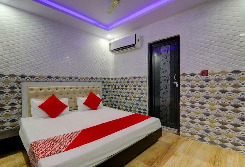 Quarto Triplo Clássico, Oyo Flagship Hotel Diamond Palace