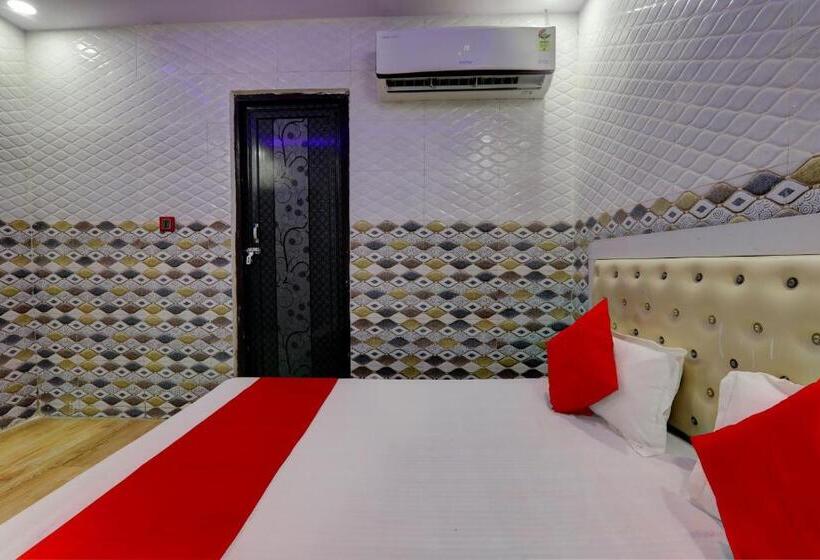 Quarto Triplo Clássico, Oyo Flagship Hotel Diamond Palace