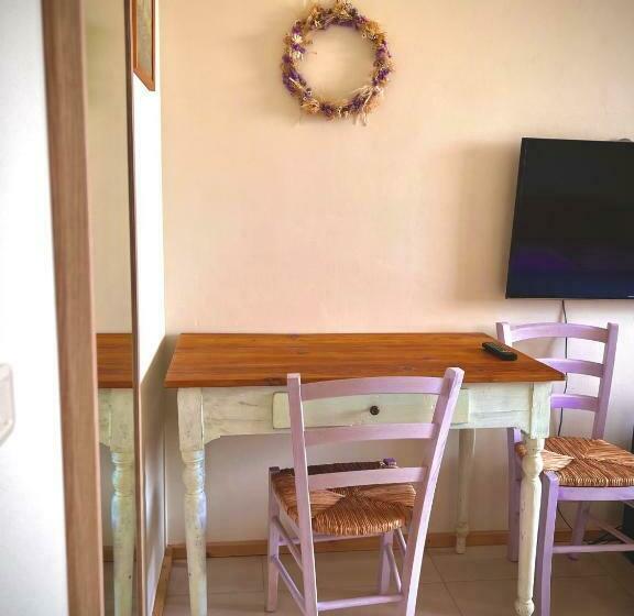 חדר סטנדרט נוף לבריכה, Casale Solindio