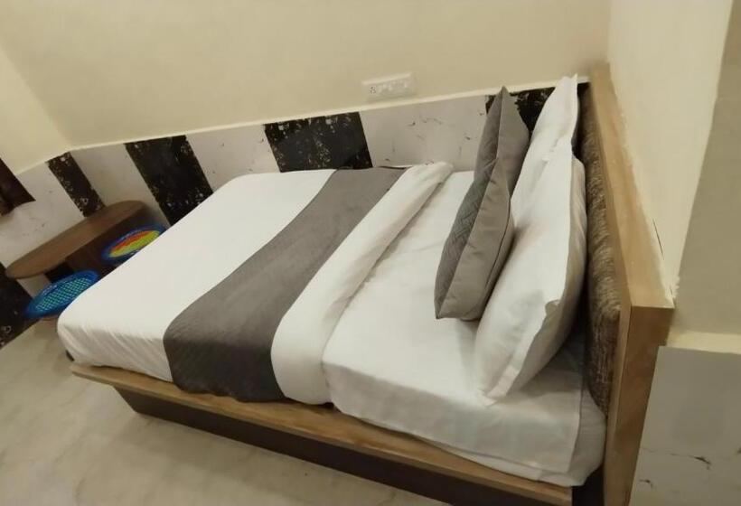 اتاق لوکس یک تخته, Grand Vijay