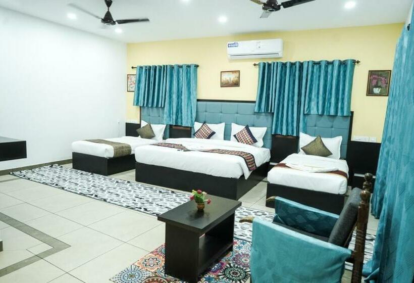 Family Room, Sea View In