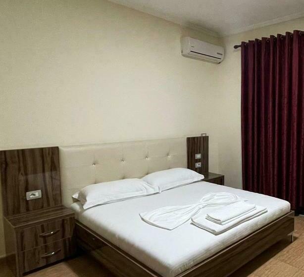 스탠다드 룸, Silvio