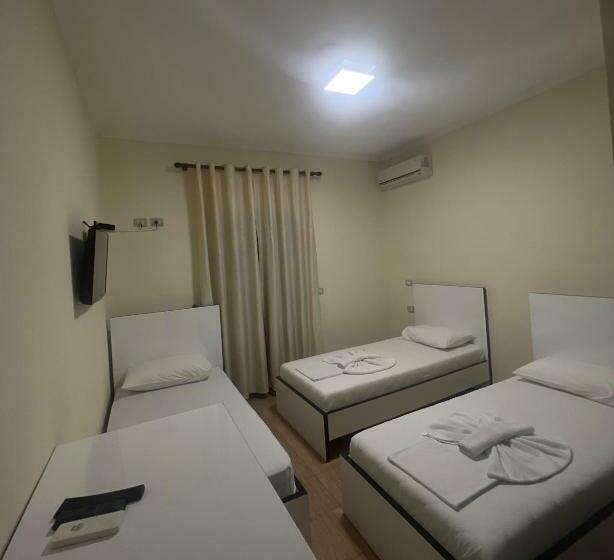 스탠다드 트리플 룸, Silvio