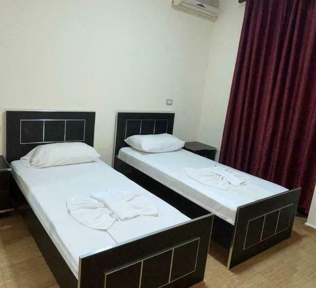 스탠다드 룸, Silvio