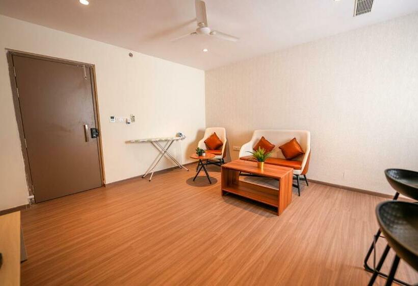 Люкс, Casa Hotel & Suites, Gachibowli, Hyderabad