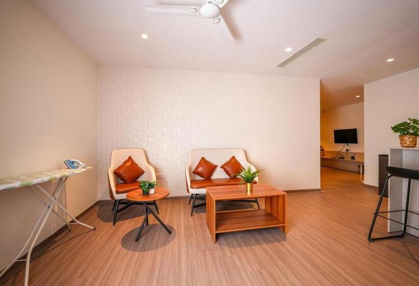 Люкс, Casa Hotel & Suites, Gachibowli, Hyderabad