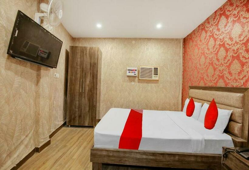 Трехместный Номер Классика, Oyo Flagship Brothers Barbecue