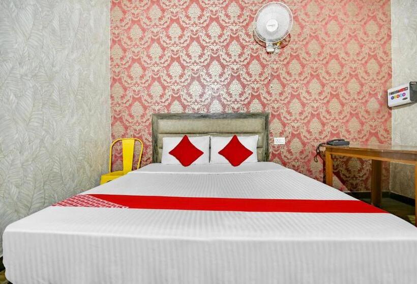 Трехместный Номер Классика, Oyo Flagship Brothers Barbecue